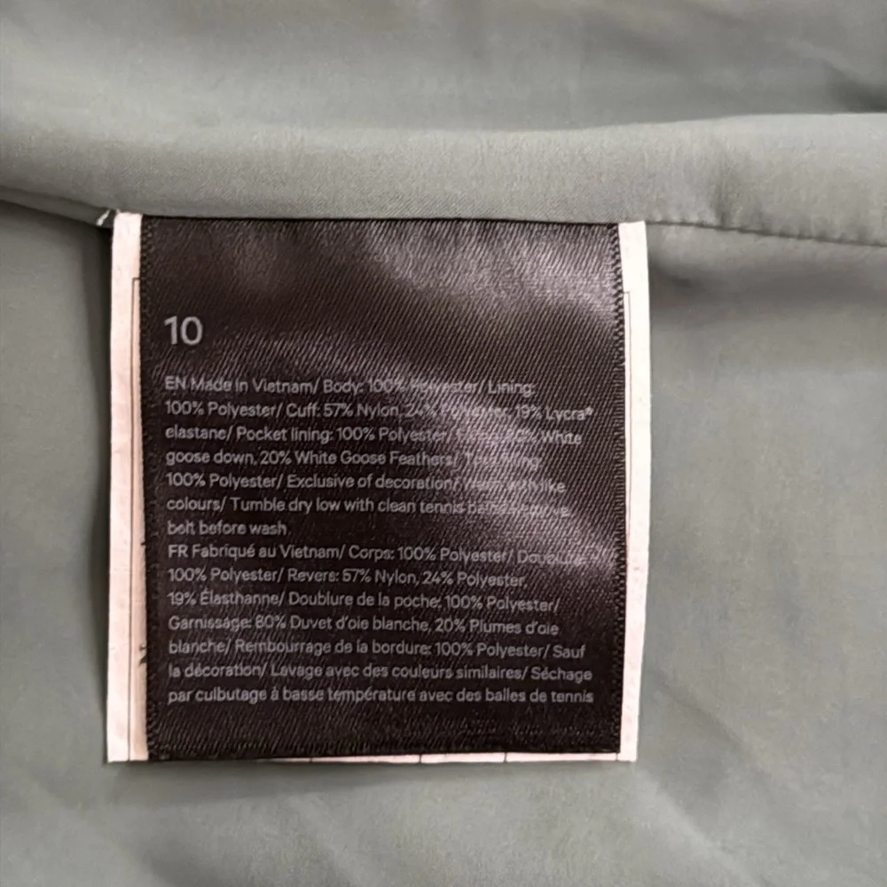 lululemon athletica Green Puffer Jacket - Picture 12 of 12
